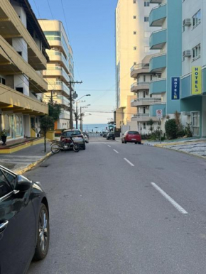 Apartamento quadra mar
